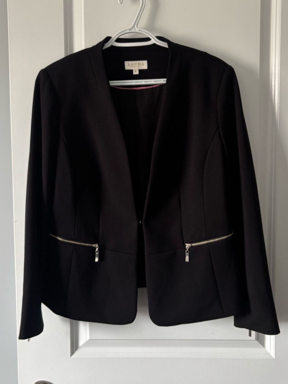 Laura Petites Black Open-Front Zip-Pocket Blazer